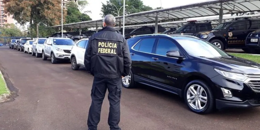 A justiça determinou o bloqueio de R$ 650 mil em diversas contas que receberam indevidamente o auxílio.