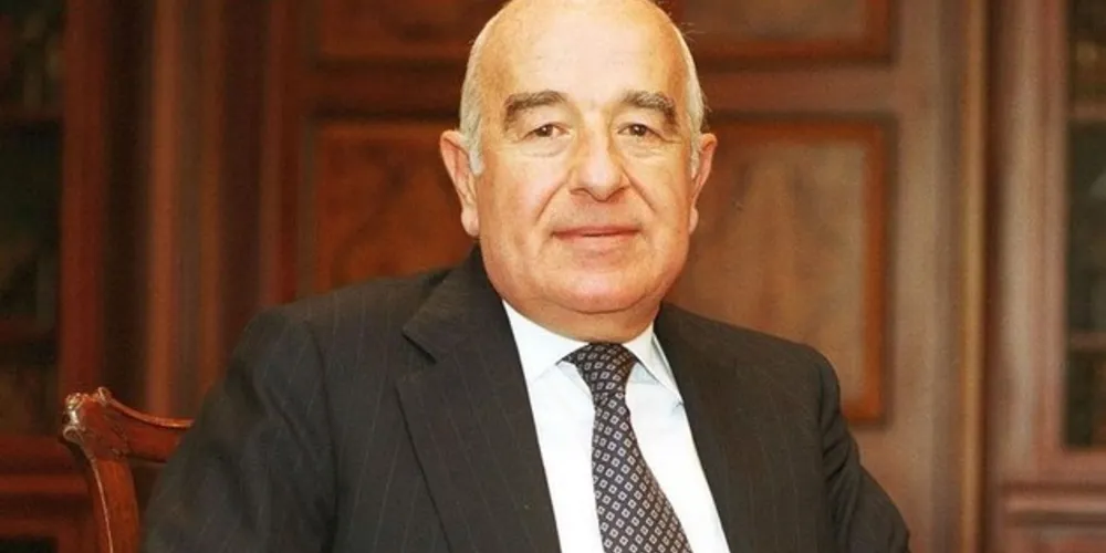 No último ranking de bilionários da revista Forbes Brasil, o banqueiro foi considerado o homem mais rico do país, com fortuna estimada em R$ 119,08 bilhões.