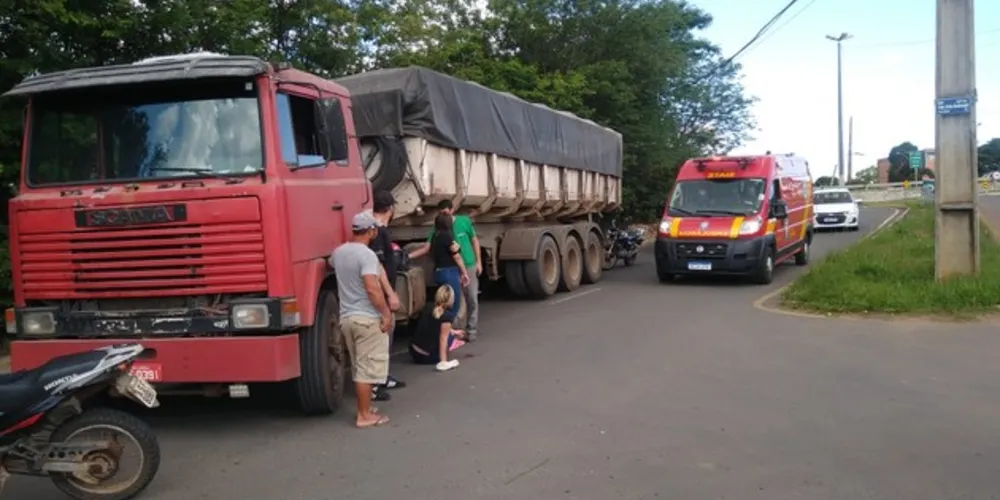 Vítimas foram atendidas pelos bombeiros e levadas ao PSM com ferimentos leves
