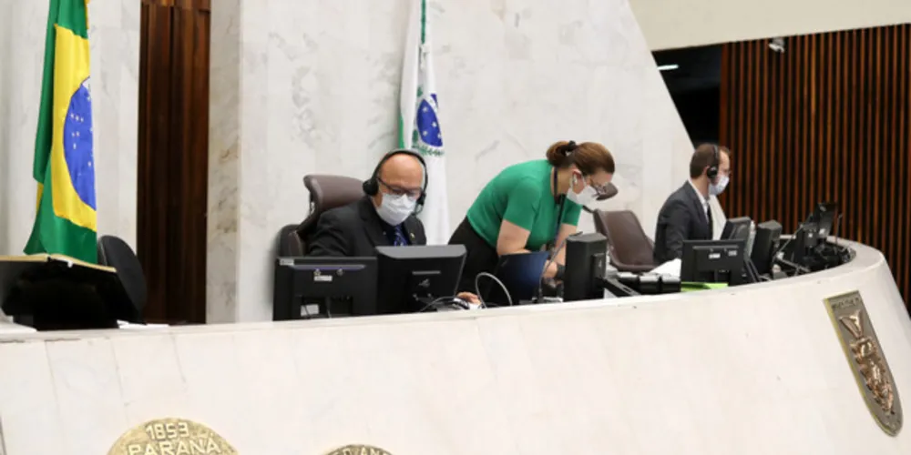 Deputados aprovam reajuste ao salário mínimo regional, que segue para a sanção do Poder Executivo