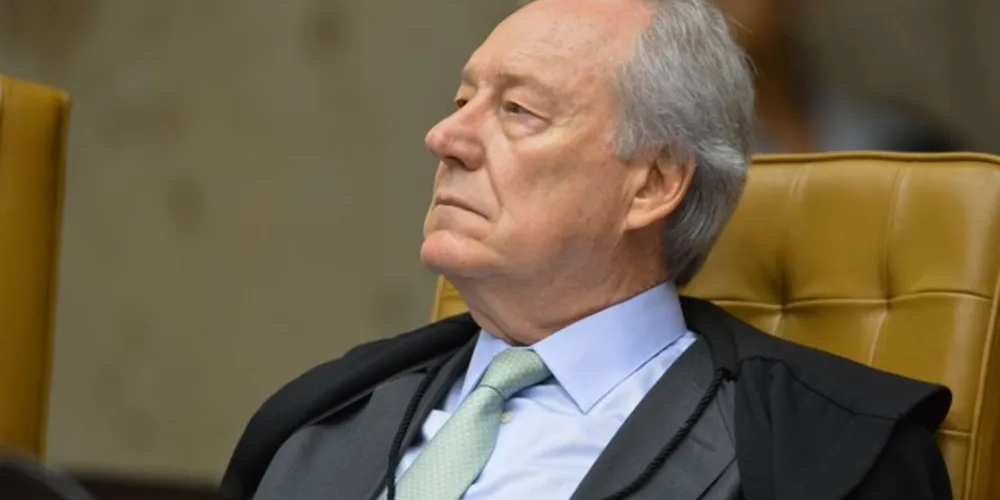 Ricardo Lewandowski fez requerimento para que a Advocacia-Geral da União (AGU) seja intimada sobre o pedido