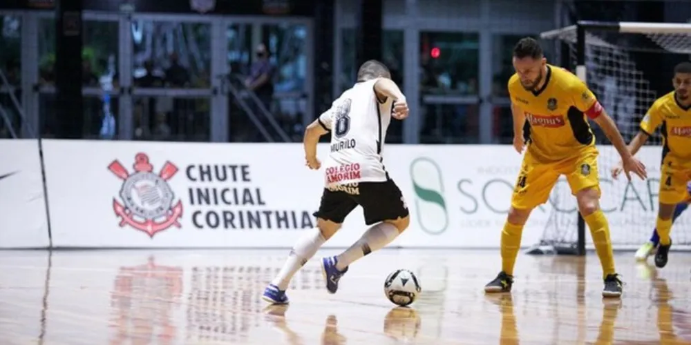 O Magnus abriu o placar logo aos 3 minutos do primeiro tempo, quando Leozinho deu um chapéu em seu marcador e tocou para Charuto marcar de carrinho. 