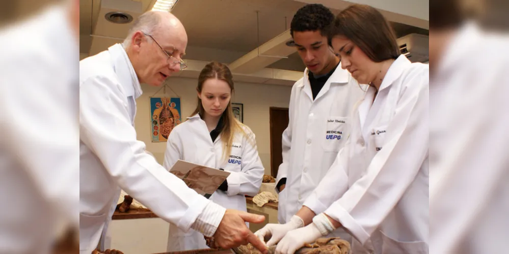 O curso de Medicina da Universidade Estadual de Ponta Grossa (UEPG), também alcançou nota 5