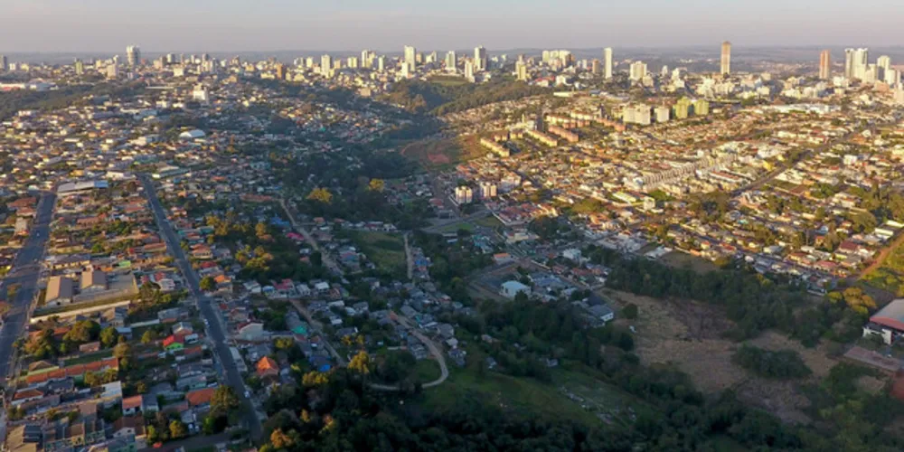 Município se destaca em âmbito estadual e tem a maior movimentação financeira no setor de serviços 