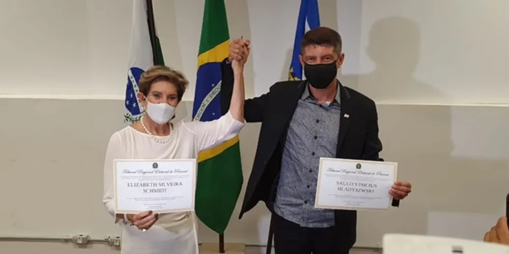 Imagem ilustrativa da imagem Justiça Eleitoral diploma Elizabeth e Capitão Saulo