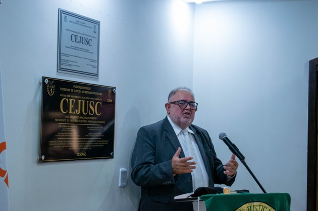 Fundador do Cescage, Desembargador Pós-PhD José Sebastião Fagundes Cunha na inauguração do Cejusc, fruto da parceria entre a instituição e o TJ-PR