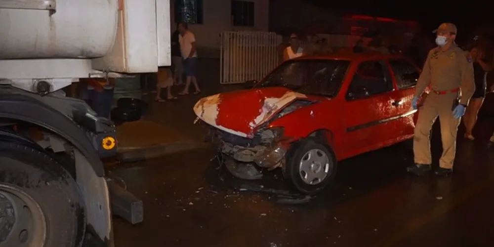 Acidente aconteceu no bairro Chapada e deixou pelo menos cinco pessoas feridas