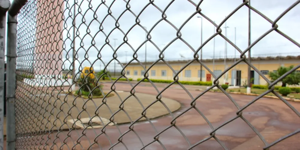 Políticos e empresários seguem detidos na PEPG