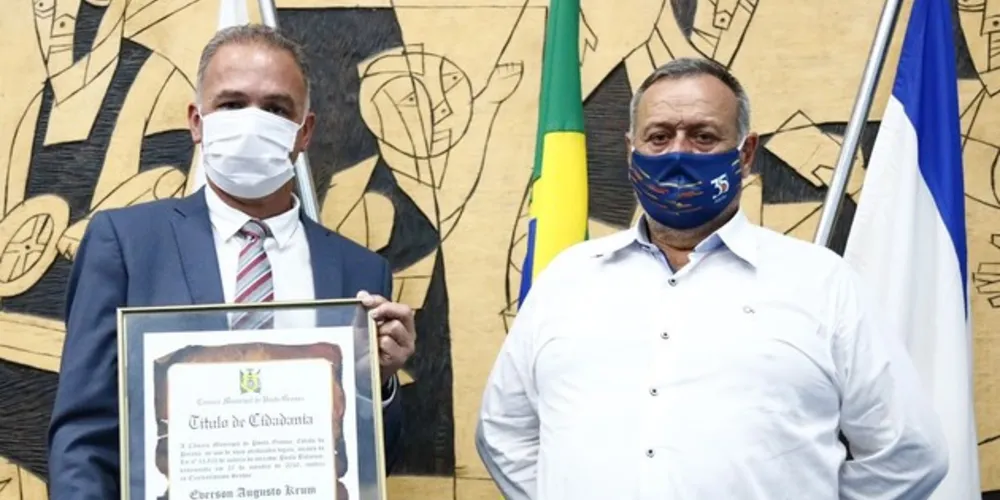 Imagem ilustrativa da imagem Everson Krum recebe homenagem da Câmara de PG