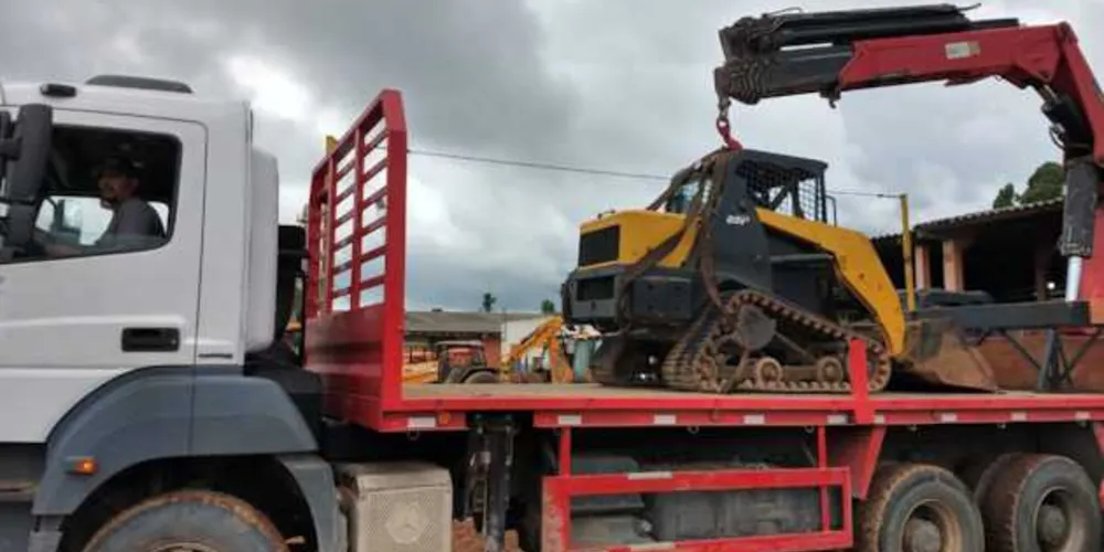 Imagem ilustrativa da imagem Polícia Civil recupera minicarregadeira furtada em PG