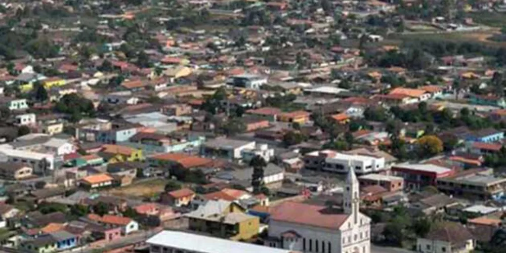 Paciente de quatro anos está isolada em casa e é avaliada pelas equipes do Estado