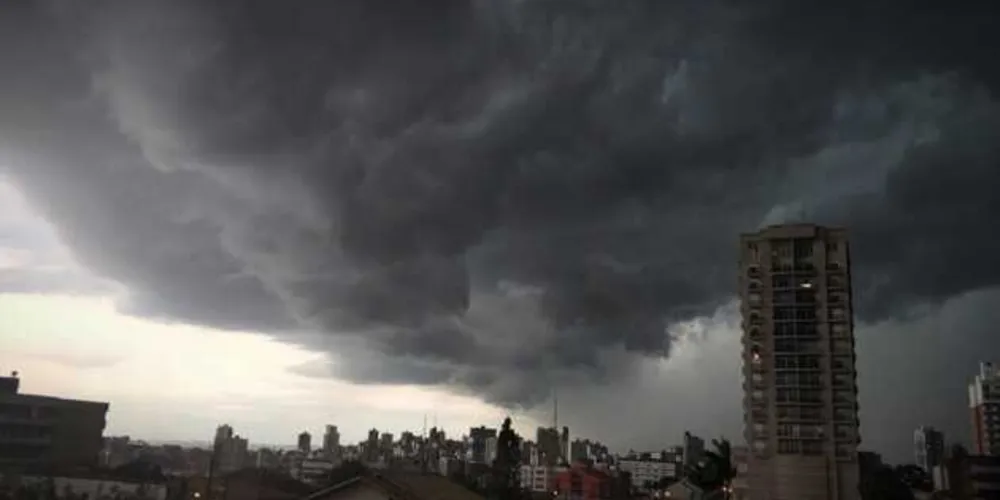 Na Região Sul, os maiores volumes de chuva estão previstos para os estados do Paraná e de Santa Catarina.
