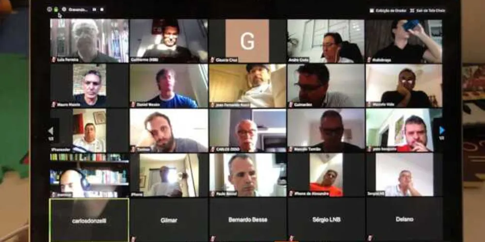 Encontros virtuais produzem uma espécie de “fadiga do zoom”