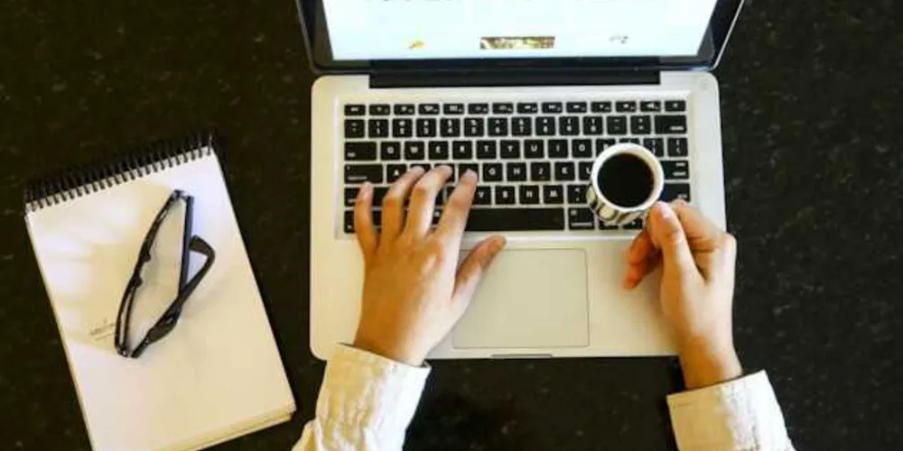 Na cartilha Teletrabalho – o trabalho de onde você estiver, o tribunal detalha os conceitos de teletrabalho, trabalho remoto, home office e trabalho externo. 