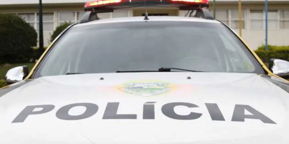 Suspeito foi contido por funcionários do comércio até a chegada da Polícia Militar