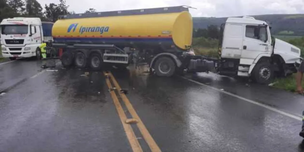 Colisão aconteceu entre os municípios de  Jaguariaíva e Piraí do Sul
