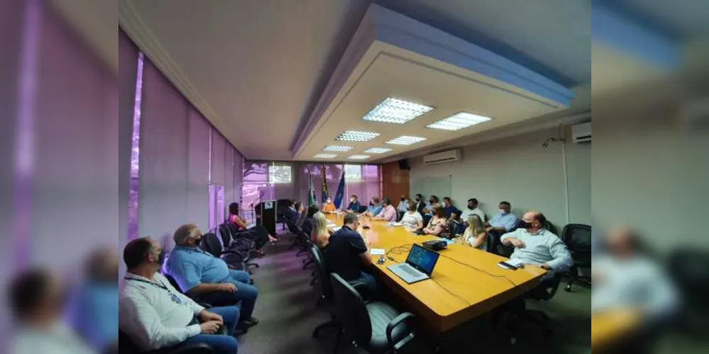 Encontro aconteceu na sede da Prefeitura