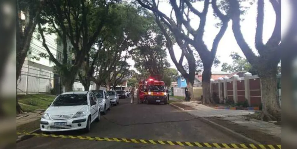 Vítima foi socorrida pelos bombeiros e levada ao hospital com lesões moderadas