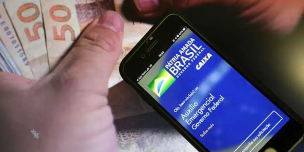 Desse total, R$ 2,1 bilhões são referentes às parcelas do Auxílio Emergencial Extensão e o restante, R$ 200 milhões, às parcelas do Auxílio Emergencial.