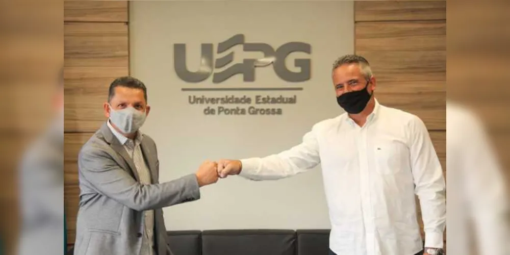 Miguel Sanches Neto e Paulo Roberto Baptista Stachowiak se reuniram nesta quarta-feira