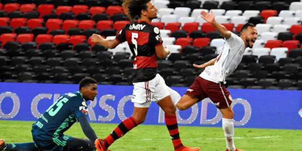 Com o triunfo, o Tricolor fica na 7ª posição com 43 pontos. Já o Rubro-Negro é o 3º com 49 pontos.