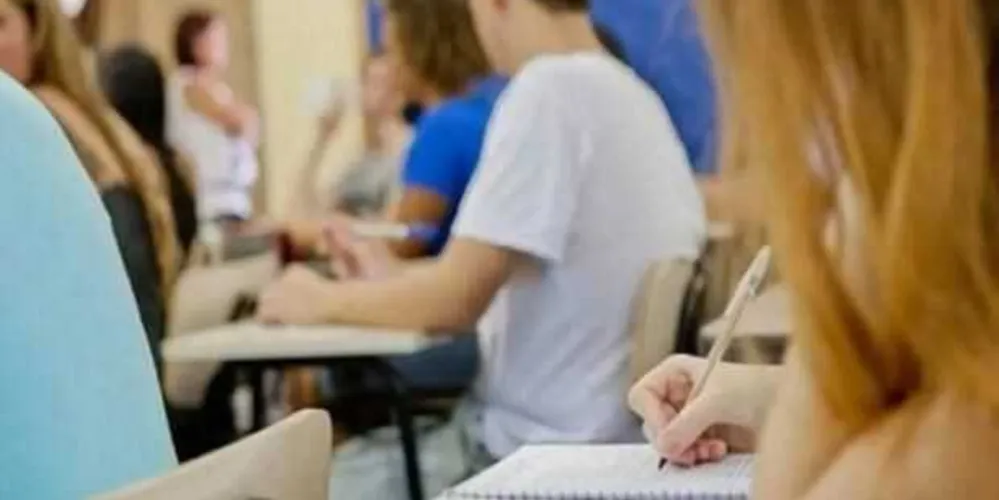 Professores recomendam que os estudantes descansem, alimentem-se bem e que separem com antecedência tudo que precisarão levar no dia do exame.