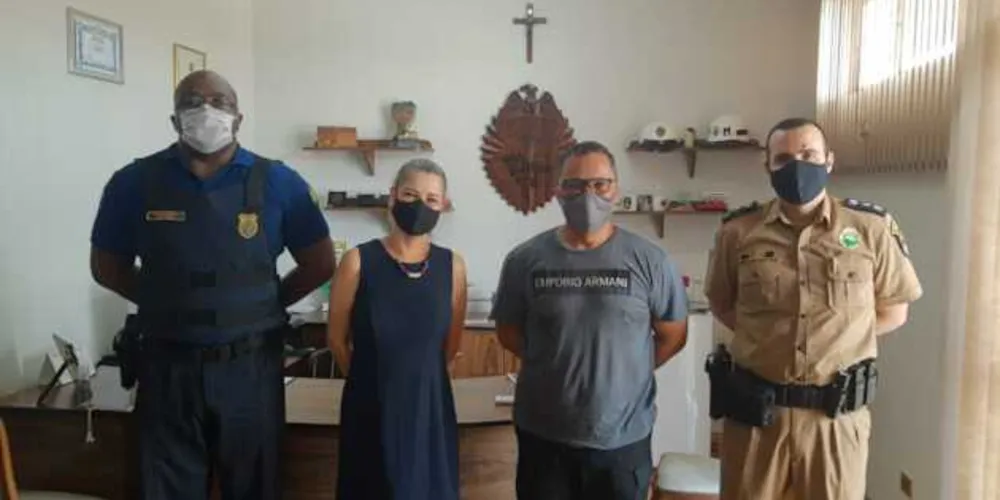 Imagem ilustrativa da imagem Nova secretária de segurança se reúne com lideranças em PG