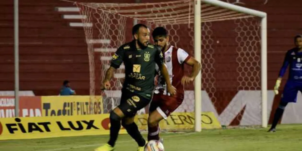 Com o empate, o Timbu ficou na 15ª posição, com 39 pontos.