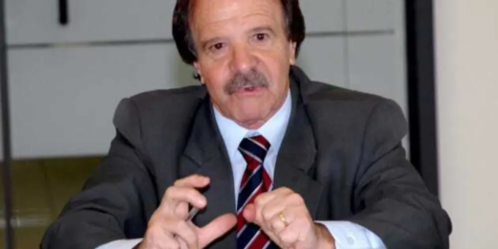 Algaci estava internado no Hospital Vita em tratamento contra a covid-19