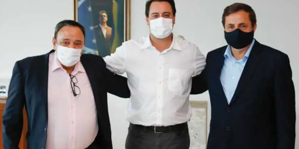 O deputado Hussein Bakri e o prefeito Bachir Abbas estiveram em diversos órgãos e secretarias estaduais nos últimos dias