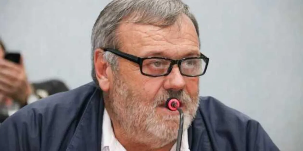 Vereador fez críticas à prefeita no relacionamento que ela mantém com o próprio partido