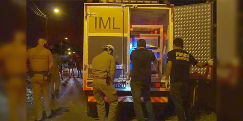 Polícia ainda investiga o caso e não há informações sobre autoria ou motivação para o crime