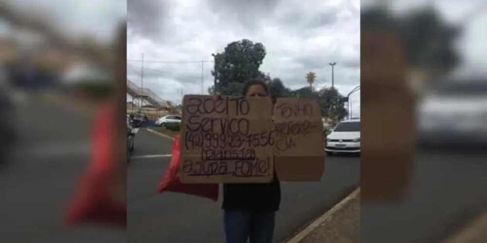 Em menos de 24 horas, a diarista conseguiu uma vaga temporária como auxiliar de serviços gerais