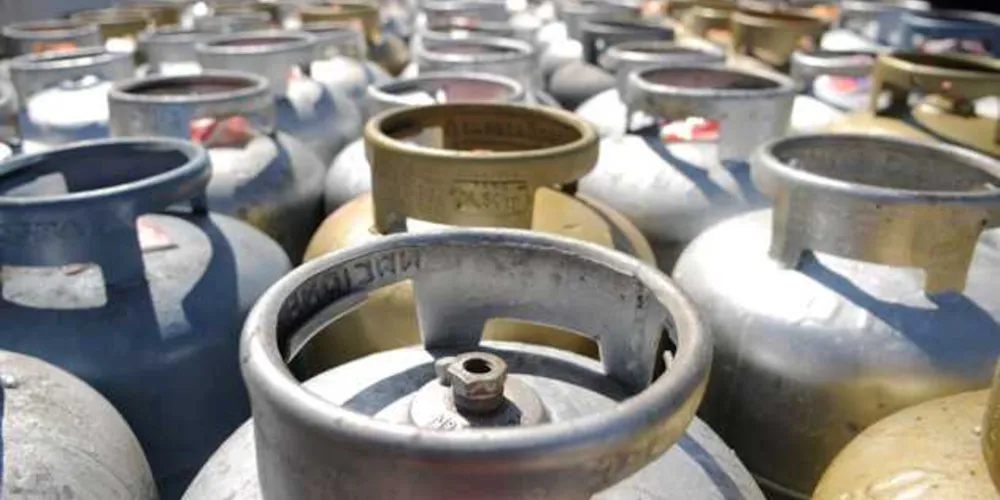 Políticas de preço da Petrobras podem elevar preço do gás de cozinha para quase R$ 200