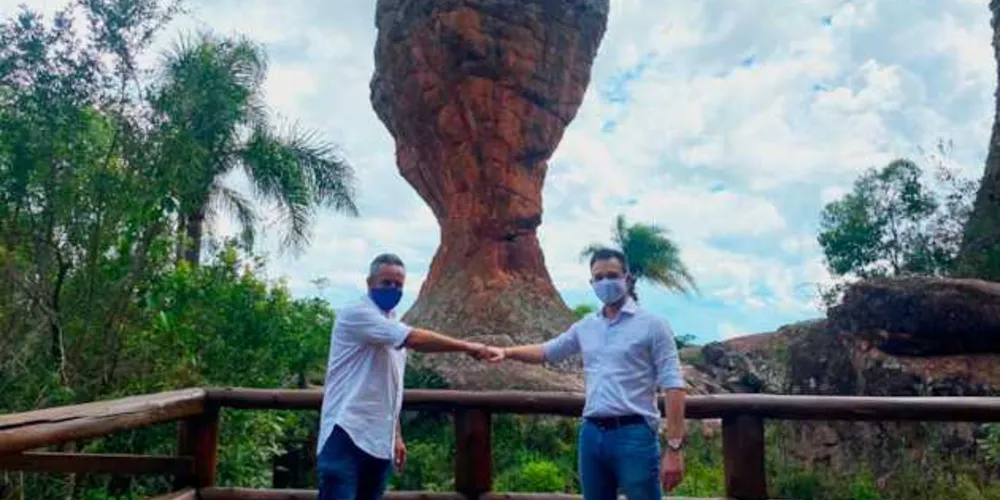 Secretário municipal de Turismo, Paulo Stachowiak, com o gestor da Soul Vila Velha, Leandro Ribas