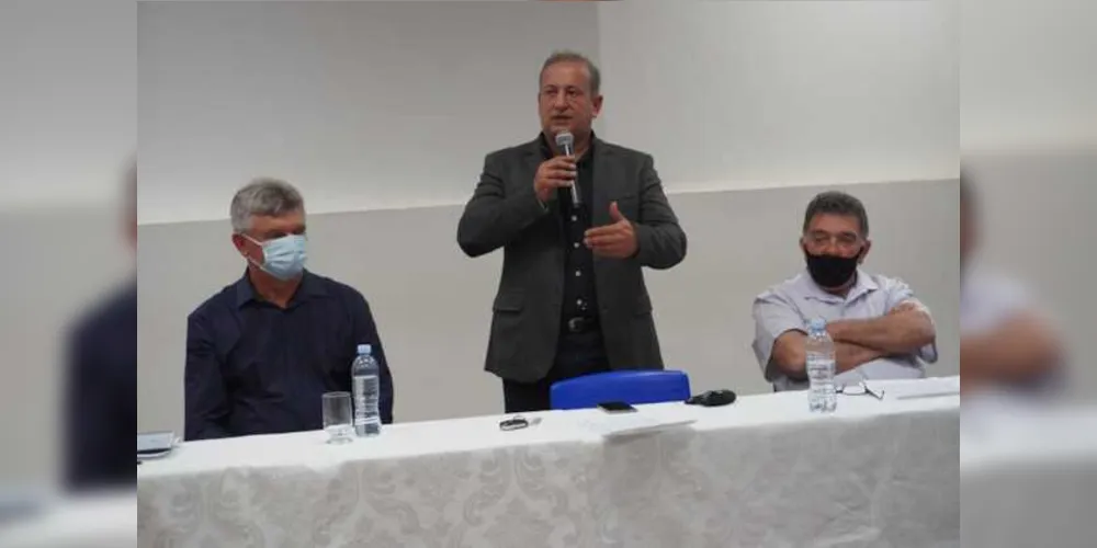 Em cerimônia realizada na manhã desta sexta-feira (15), Fadel adiantou que pretende criar uma pauta municipalista para atuar a frente da entidade