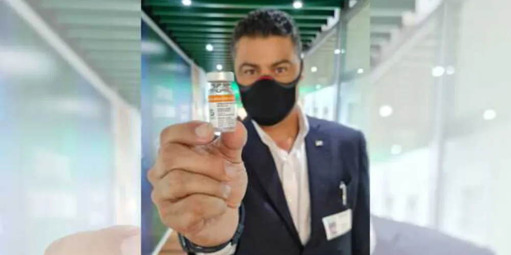 Rangel esteve em São Paulo para assinar convênio para compra da vacina