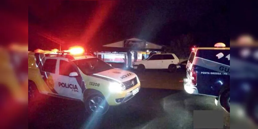 Responsáveis pelos estabelecimentos irregulares foram multados em quase R$ 900