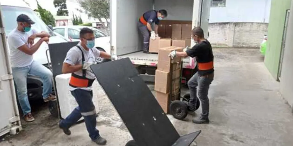 Seringas, máscaras e cartões de vacinação serão entregues a todos os municípios da 3ª Regional