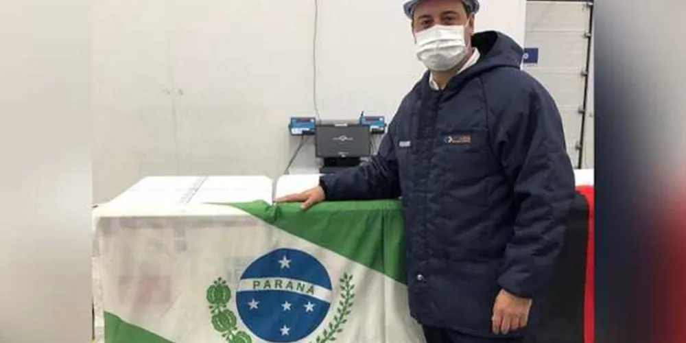 Ratinho Junior foi até Guarulhos para acompanhar envio das doses de CoronaVac ao Paraná