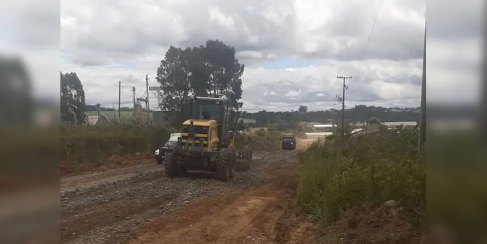 Objetivo principal das obras é melhorar a condição das estradas para o período da safra