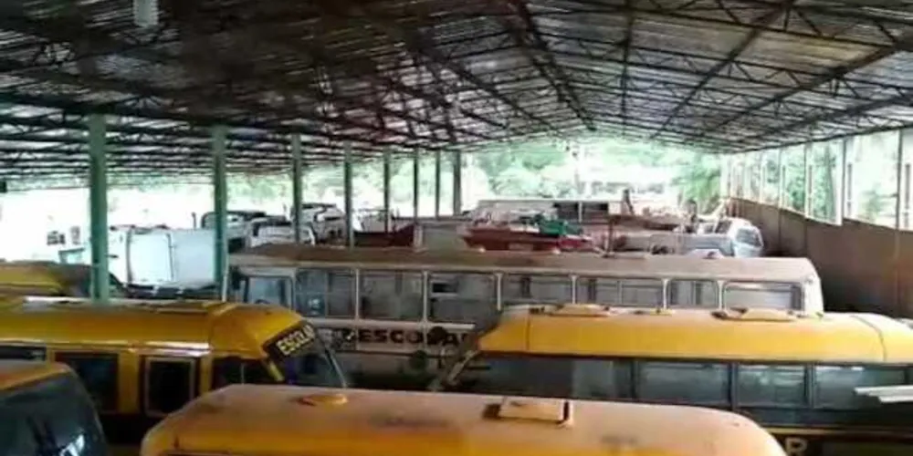 Prefeito pede paciência com a manutenção das máquinas. Objetivo é realizar a manutenção de estradas rurais