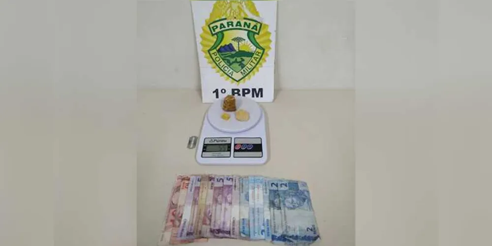 Além da droga, PM encontrou dinheiro que seria fruto do tráfico na casa dos suspeitos