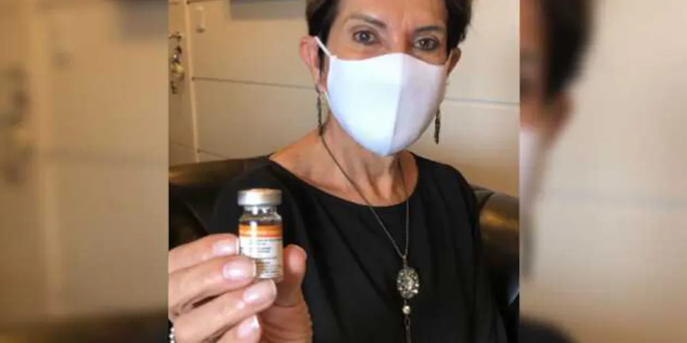 Imagem ilustrativa da imagem 'Esse é o início do fim da pandemia', diz prefeita de PG