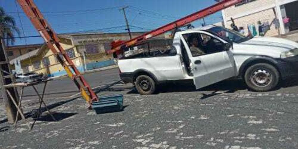 Furto ocorreu na tarde desta quarta-feira (20), na rua Augusto Ribas