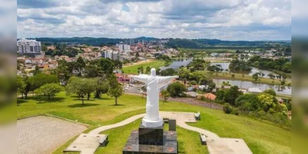 Castro, Carambeí e Jaguariaíva já optaram por restringir a circulação popular durante a noite e limitaram horários