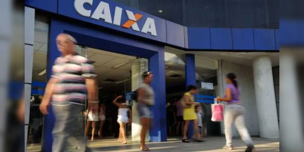 O dinheiro havia sido depositado na conta poupança digital em 9 de dezembro para os beneficiários do ciclo 5 e em 23 de dezembro para os beneficiários do ciclo 6. 