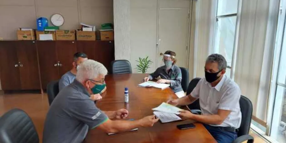 Imagem ilustrativa da imagem Servidores da ‘linha de frente’ seguirão com adicional insalubridade