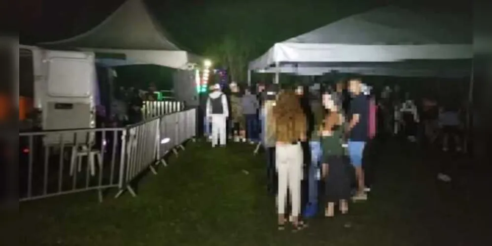 Organizador da festa foi preso e já tem passagens pela polícia por desrespeitar decretos municipais