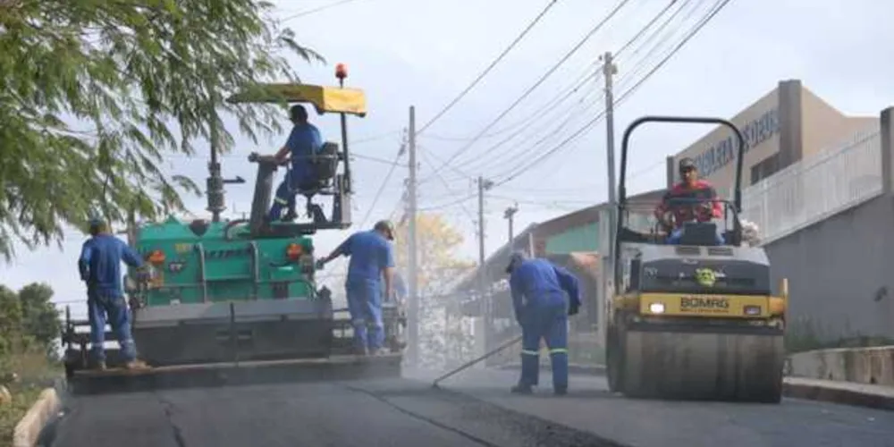 Imagem ilustrativa da imagem PG licita R$ 1,4 mi em asfalto; Veja as ruas contempladas